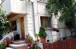 Casă cu spațiu adiacent pentru locuință/activitate profesionala