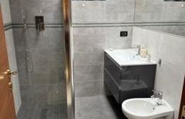 Apartament cu 4 camere, 79 mp, ultracentral, zona Grivita