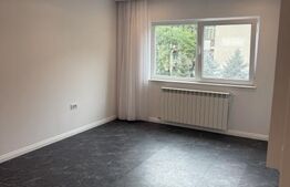 Apartament cu 3 camere, decomandat, 72 mp, zona Piață Mare