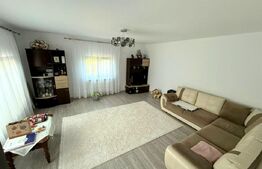 Casă spațioasă cu teren de 2100 mp și livadă – Brehuiești