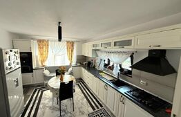 Casă spațioasă cu teren de 2100 mp și livadă – Brehuiești