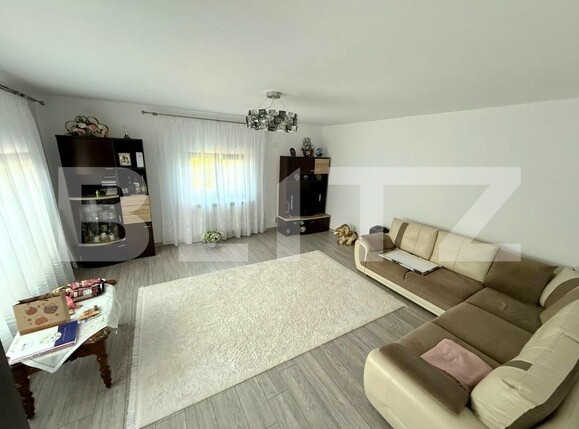 Casa de vânzare 5 camere Exterior Vest - 175855CV | BLITZ Botoșani | Poza1