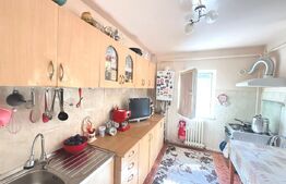 Apartament 3 camere, etaj 3 – Cartier Primăverii, Botoșani