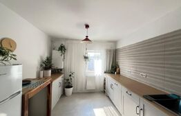 Apartament de 3 camere, etaj 3, Botosani-cartier Primăverii