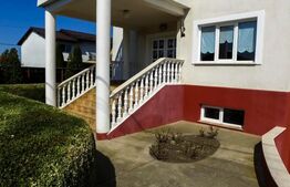 Vilă cu demisol și 2 etaje, nefinalizată, pe teren de aproape 3.000 mp