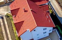 Vilă cu demisol și 2 etaje, nefinalizată, pe teren de aproape 3.000 mp