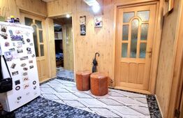 Apartament cu 3 camere, decomandat, 64 mp, zona Stadionului