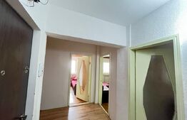 Apartament de 3 camere, etaj 3, zona Primaverii