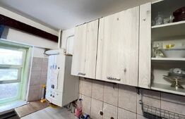 Apartament de 3 camere, etaj 3, zona Primaverii