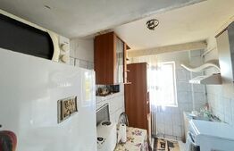 Apartament de 3 camere, 49 mp, zona Primaverii