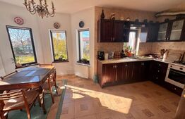 Casă superbă, mobilată complet, independentă energetic – Catamarasti Deal