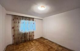 Vanzare apartament de 3 camere, etaj 3, decomandat zona Primaverii