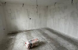 Casă individuală la gri, situată în zonă liniștită – Săveni