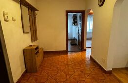 Apartament 3 camere, 60 mp, zonă Centrală 