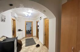 Apartament decomandat de 3 camere | Zona Bucovina | Parcare concesionată