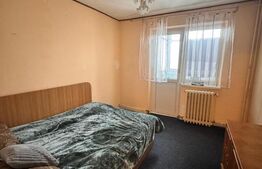 Apartament cu 3 camere semidecomandat, etaj 2 - Bd. Mihai Eminescu