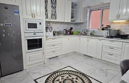 Proprietate modernă cu două locuințe – Zonă Centrală