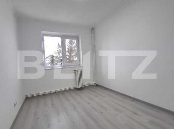 Apartament de vânzare 4 camere Primaverii - 187641AV | BLITZ Botoșani | Poza3