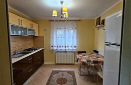 Apartament de inchiriat, cu 3 camere, 75 mp, Ovisim, Botoșani
