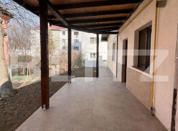 Casa de vânzare 10 camere Central - 191058CV | BLITZ Botoșani | Poza1