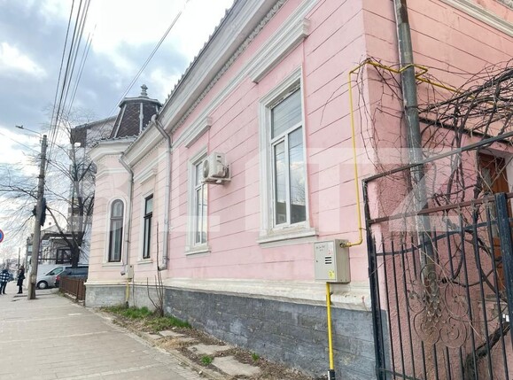 Casa de vânzare 4 camere Central - 191401CV | BLITZ Botoșani | Poza1