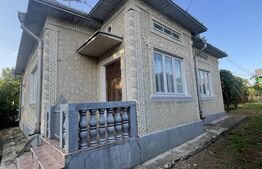 Casă din caramida, cu teren 5810 mp - Calinesti 