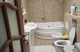 Apartament cu 3 camere | Botosani - zona Centrala