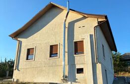 Casă modernă și spațioasă de vânzare, 180 mp, zona Darabani 