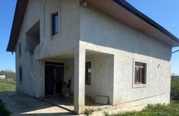 Casă modernă și spațioasă de vânzare, 180 mp, zona Darabani 
