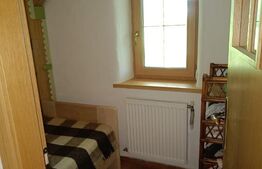Casă individuală 109mp, teren 5550mp - Hudum 