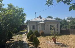 Casa individuala, 60 mp, teren 1326 mp, zona Bucecea