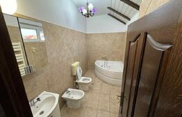 Apartament de vanzare, 76.08 mp, mansarda+sauna, zona Centrala