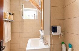 Apartament de 3 camere, 49 mp, zona Primaverii