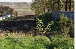 Teren intravilan de vânzare, 3487 mp, zona Văculești