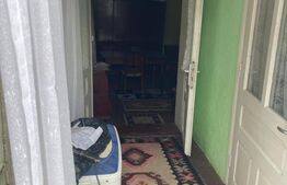 Casă bătrânească și teren de 2.209 mp în Braești,Jud Botosani