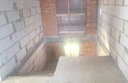 Proprietate 170 mp la roșu, 5 dormitoare, teren 680 mp, zona Catamaresti-Deal
