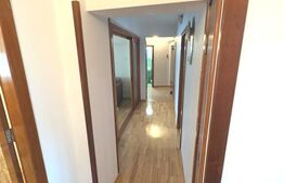 Apartament 4 camere decomandat, 73,97, Zona Piata Mare 