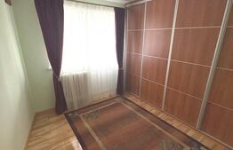 Apartament 4 camere decomandat, 73,97, Zona Piata Mare 