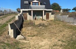 Casa de vanzare, 179 mp, teren 1911 mp, zona Varful Campului 