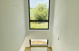 Case langa lac, 170mp utili, curte mare, Balotesti