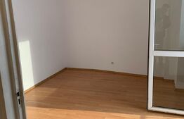 Apartament 3 camere, 68 mp, balcon, Piata Romana