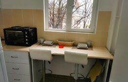 Garsoniera 30 metri patrati stradal Magheru Romana