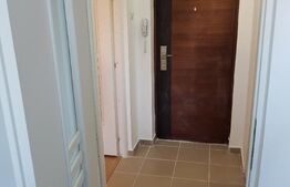 Garsoniera 30 metri patrati stradal Magheru Romana