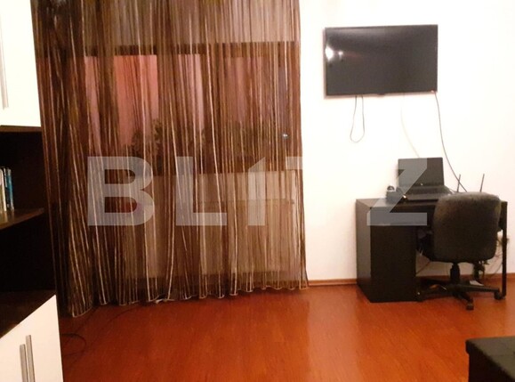 Garsoniera, Voluntari | Poza1