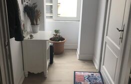 Apartament de 3 camere, 90 mp, balcon, in vilă, Floreasca 