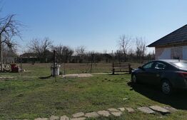 Casa Lehliu Gara, 3 constructii, total 178 mp, teren 1760mp