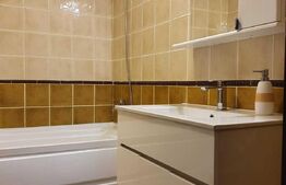 Apartament de 3 camere, 93 mp , in zona Sisesti