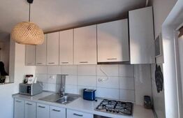 Apartament de 2 camere - Biserica Foisor, Bloc 1990, 64 mp