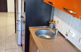 Garsoniera, decomandata, 40 mp, zona Mall Vitan