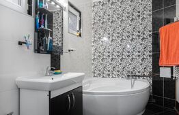 Casa de vanzare P+1+pod, 112 mp, teren 152 mp, zona Jiului